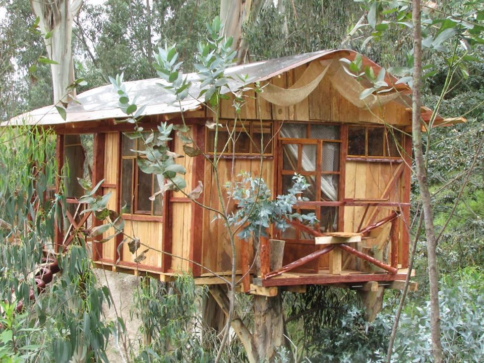 Nayon Xtreme Valley Hotel Quito Exterior photo