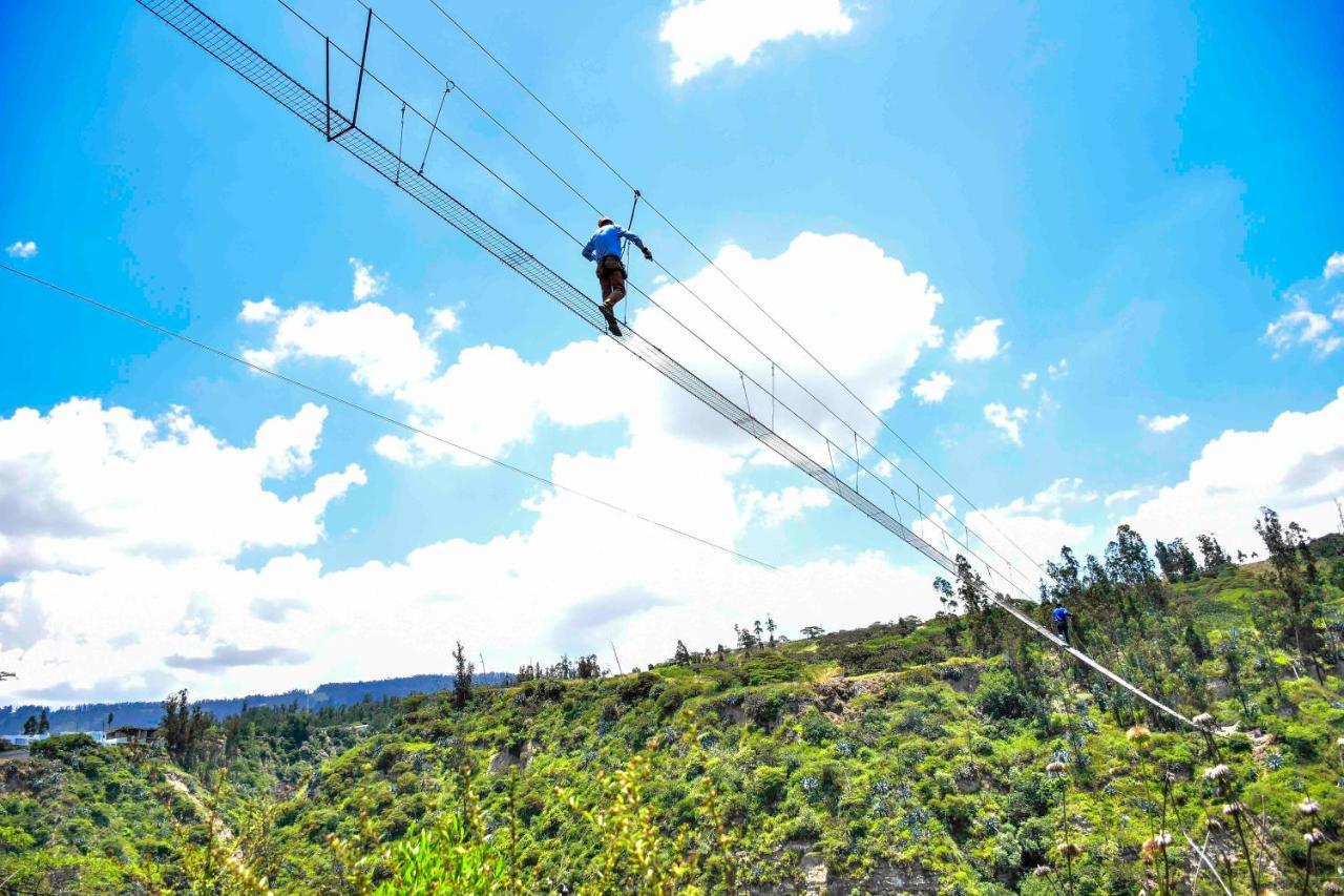 Nayon Xtreme Valley Hotel Quito Exterior photo